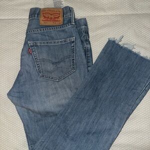 Levi's Women's Light Blue Straight Leg Jeans